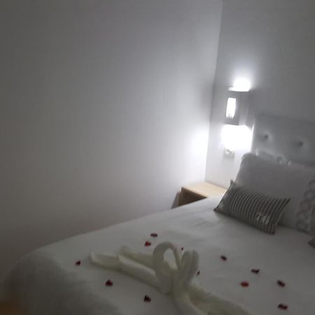 Zimmer Belev Hakikar- Dead Sea Neot HaKikar Esterno foto
