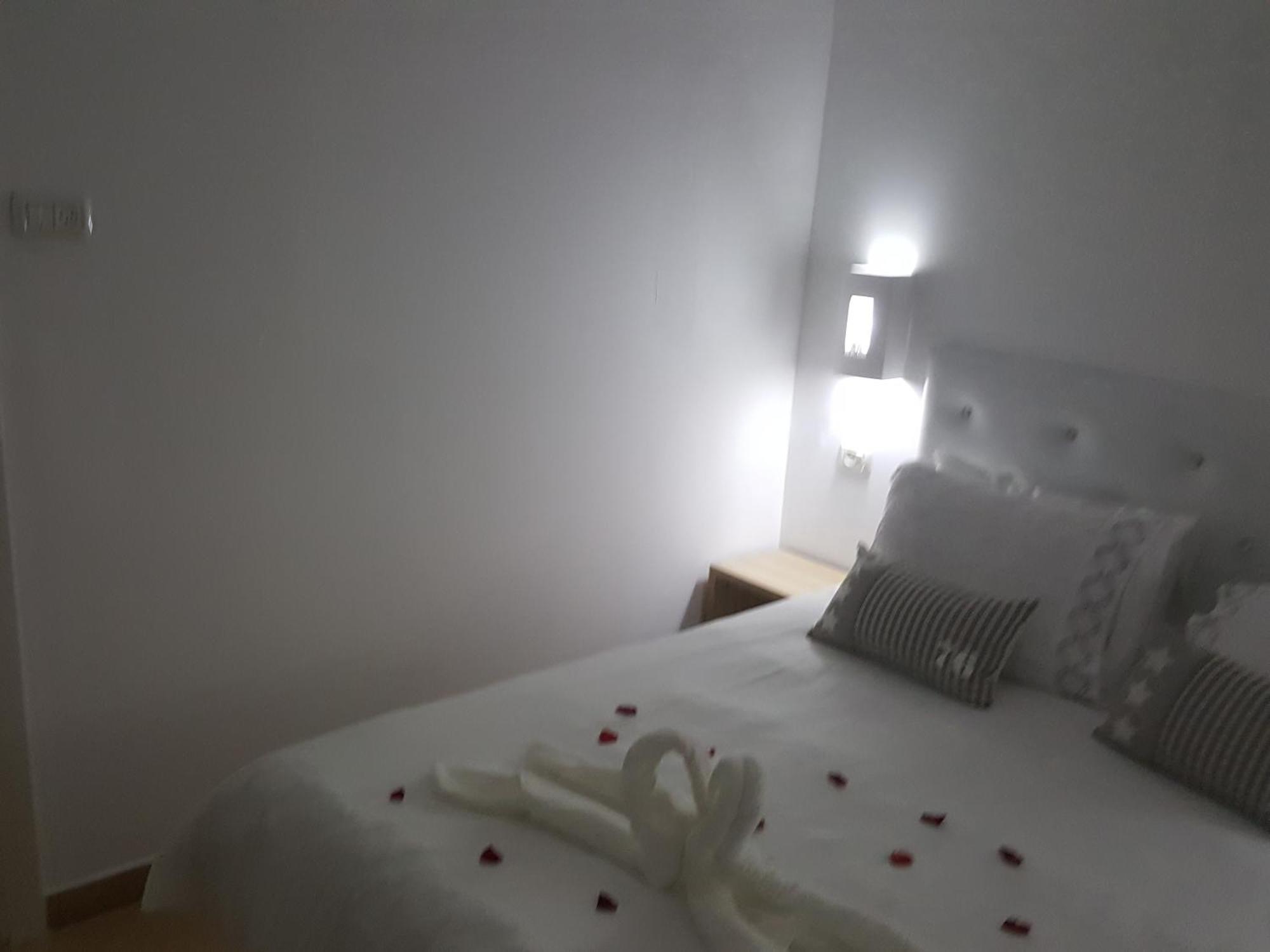 Zimmer Belev Hakikar- Dead Sea Neot HaKikar Esterno foto