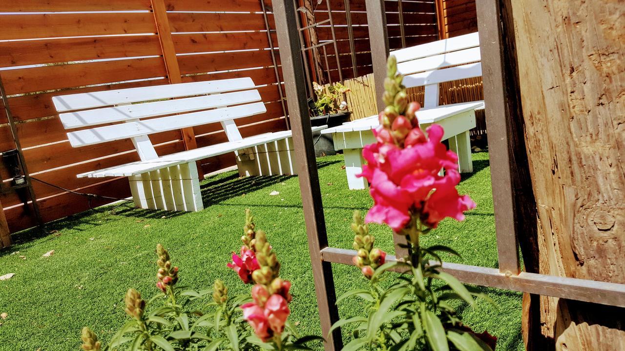 Zimmer Belev Hakikar- Dead Sea Neot HaKikar Esterno foto
